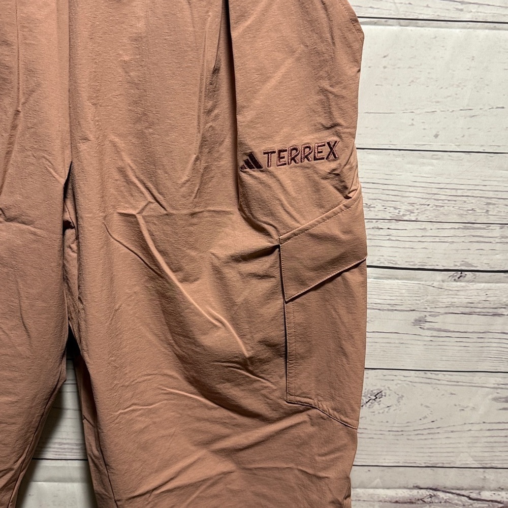 Adidas Terrex Xploric Cargo pants - Picture 2 of 5